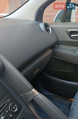 Внедорожник / Кроссовер Peugeot 3008 2010 в 