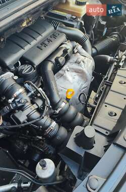 Внедорожник / Кроссовер Peugeot 3008 2010 в 