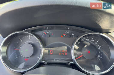 Внедорожник / Кроссовер Peugeot 3008 2012 в 