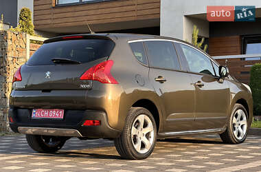 Внедорожник / Кроссовер Peugeot 3008 2011 в 