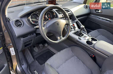 Внедорожник / Кроссовер Peugeot 3008 2011 в 