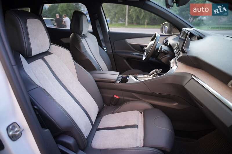 Внедорожник / Кроссовер Peugeot 3008 2021 в Дубно