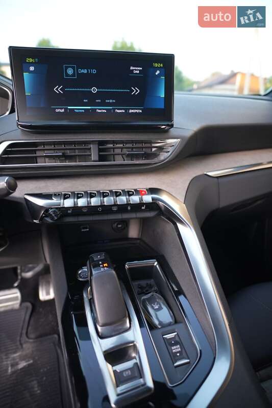 Внедорожник / Кроссовер Peugeot 3008 2021 в Дубно