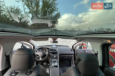 Внедорожник / Кроссовер Peugeot 3008 2015 в 