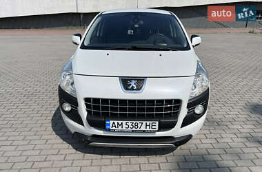 Внедорожник / Кроссовер Peugeot 3008 2012 в 