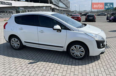 Внедорожник / Кроссовер Peugeot 3008 2012 в 