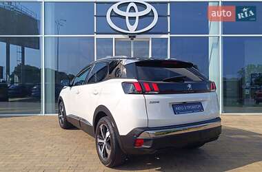Позашляховик / Кросовер Peugeot 3008 2020 в 