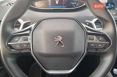Позашляховик / Кросовер Peugeot 3008 2020 в 