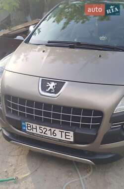 Внедорожник / Кроссовер Peugeot 3008 2010 в Белгороде-Днестровском