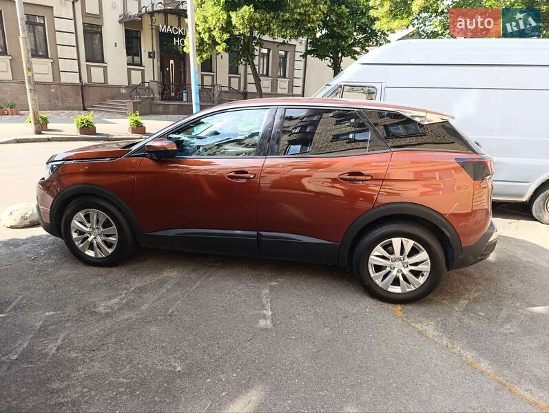 Внедорожник / Кроссовер Peugeot 3008 2017 в Киеве