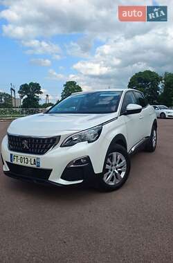 Внедорожник / Кроссовер Peugeot 3008 2020 в 