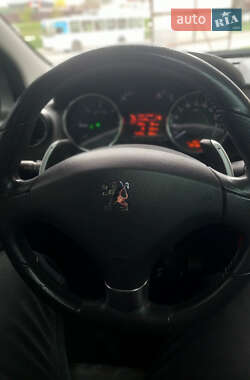 Внедорожник / Кроссовер Peugeot 3008 2011 в 