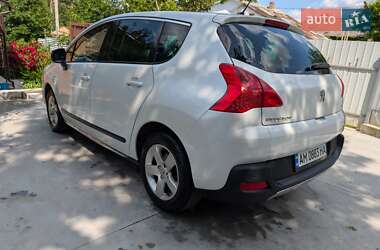 Внедорожник / Кроссовер Peugeot 3008 2011 в 