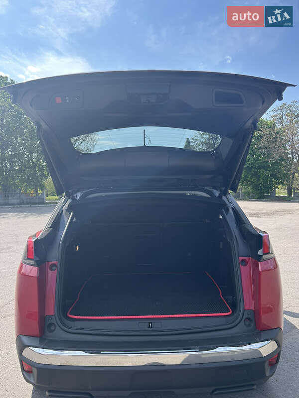 Внедорожник / Кроссовер Peugeot 3008 2019 в Хороле