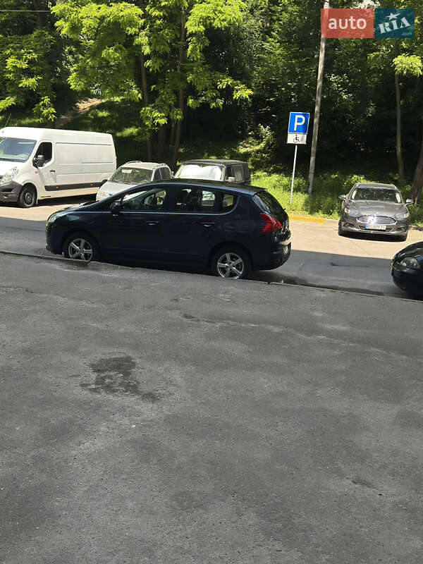Peugeot 3008 2012