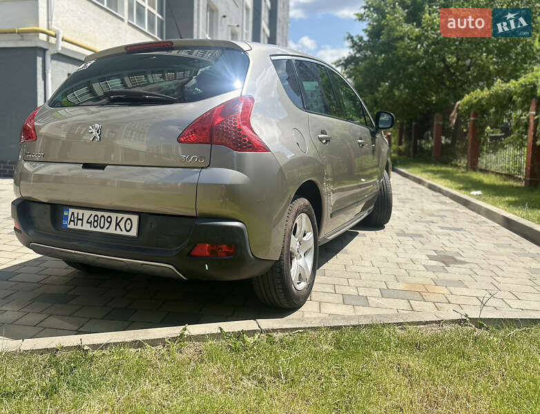 Позашляховик / Кросовер Peugeot 3008 2009 в Івано-Франківську