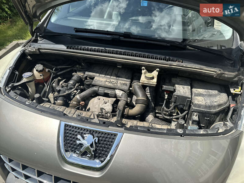 Позашляховик / Кросовер Peugeot 3008 2009 в Івано-Франківську