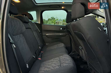 Внедорожник / Кроссовер Peugeot 3008 2011 в 