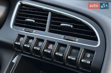 Внедорожник / Кроссовер Peugeot 3008 2011 в 