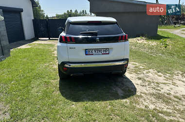 Внедорожник / Кроссовер Peugeot 3008 2017 в 