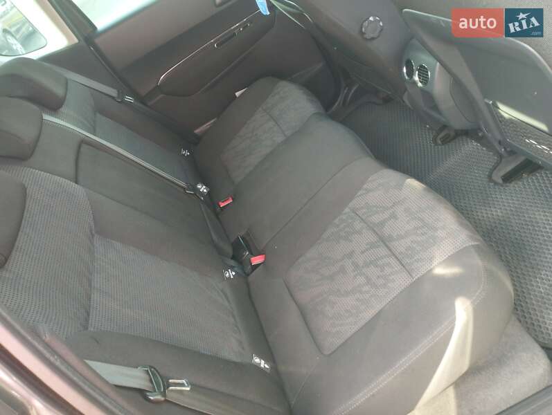 Позашляховик / Кросовер Peugeot 3008 2011 в Умані