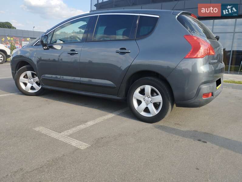 Позашляховик / Кросовер Peugeot 3008 2011 в Умані