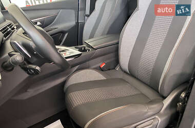 Внедорожник / Кроссовер Peugeot 3008 2020 в 