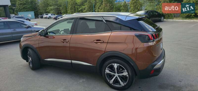 Позашляховик / Кросовер Peugeot 3008 2019 в Дніпрі