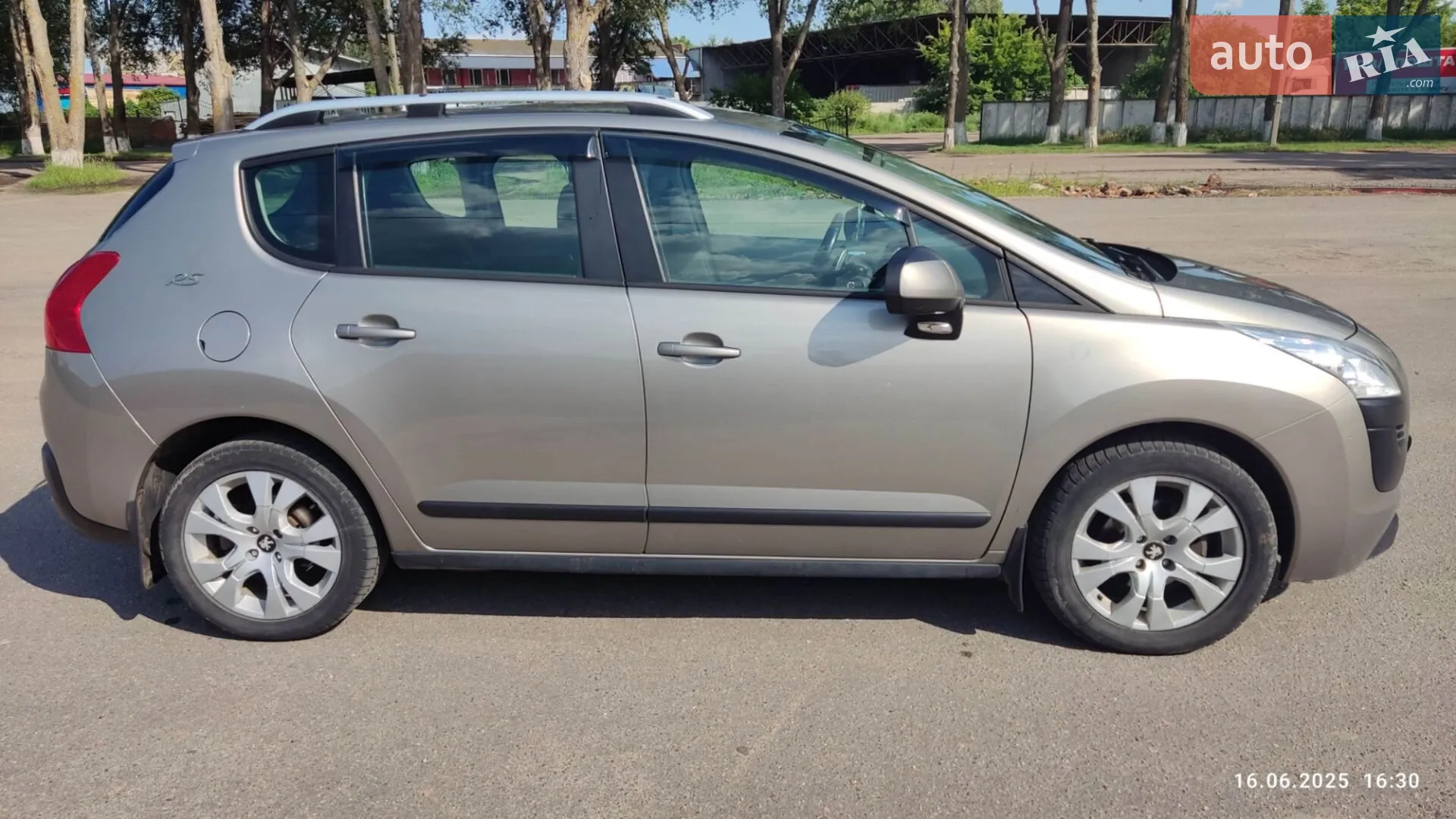 2011 Peugeot 3008 - мініатюра 3