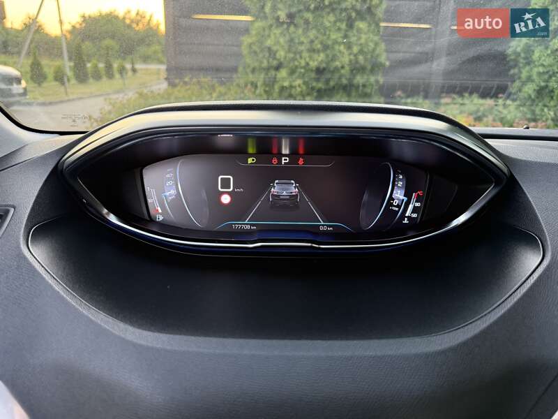 Позашляховик / Кросовер Peugeot 3008 2020 в Стрию