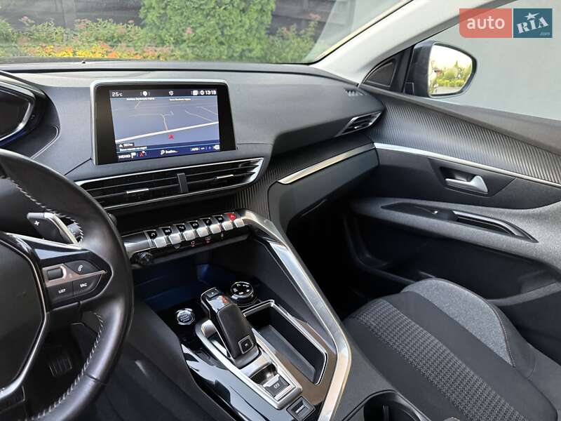 Позашляховик / Кросовер Peugeot 3008 2020 в Стрию
