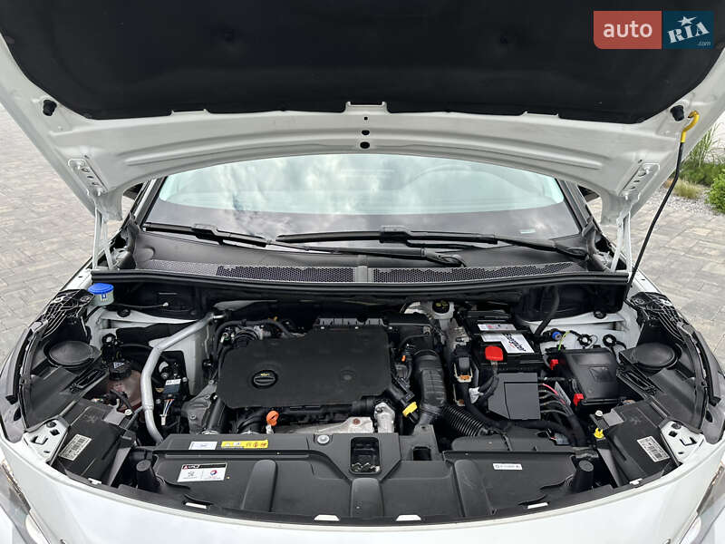 Позашляховик / Кросовер Peugeot 3008 2019 в Лопатині