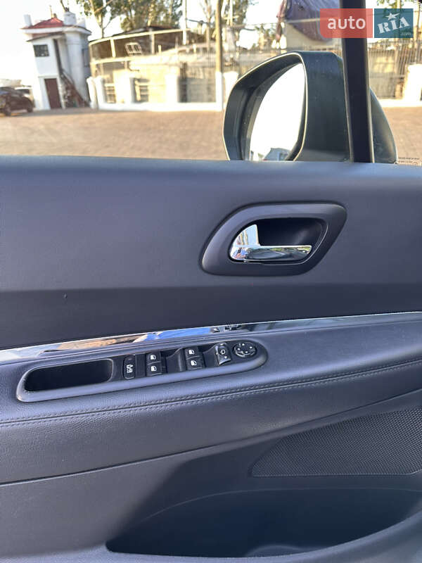 Позашляховик / Кросовер Peugeot 3008 2012 в Миколаєві