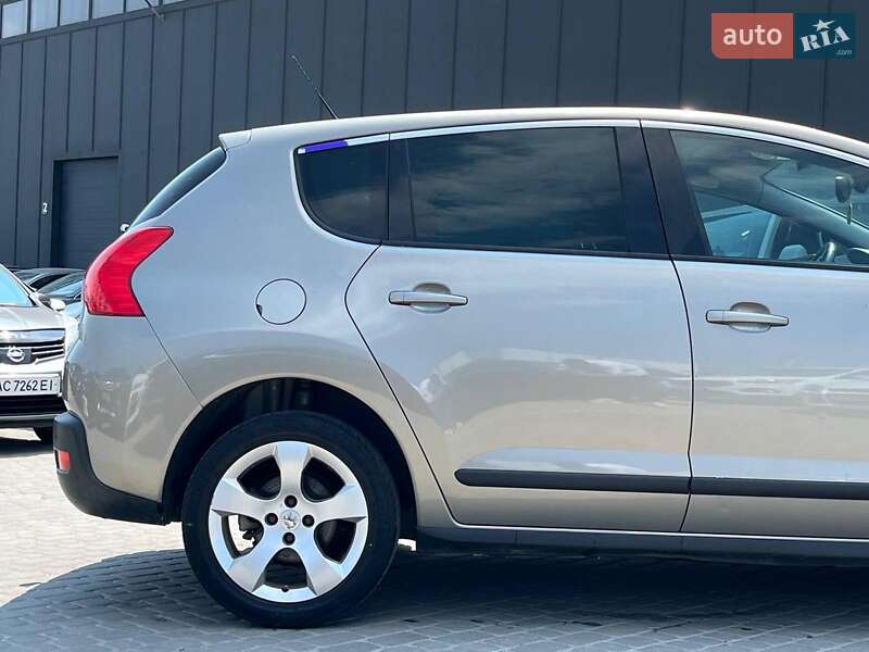 Позашляховик / Кросовер Peugeot 3008 2009 в Львові