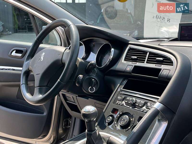 Позашляховик / Кросовер Peugeot 3008 2009 в Львові