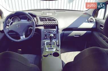 Позашляховик / Кросовер Peugeot 3008 2010 в 