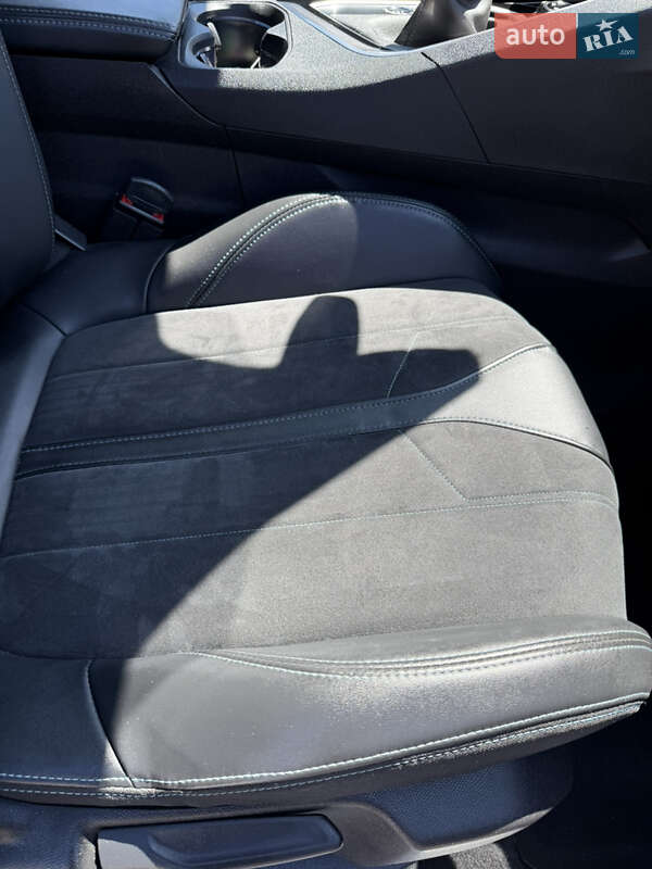 Позашляховик / Кросовер Peugeot 3008 2018 в Черкасах