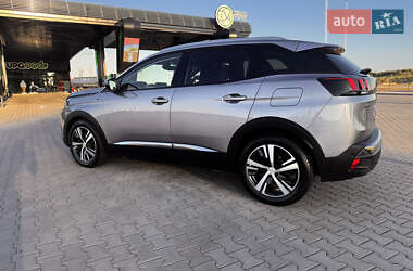 Позашляховик / Кросовер Peugeot 3008 2021 в 