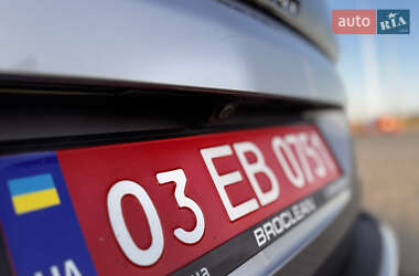 Позашляховик / Кросовер Peugeot 3008 2021 в 