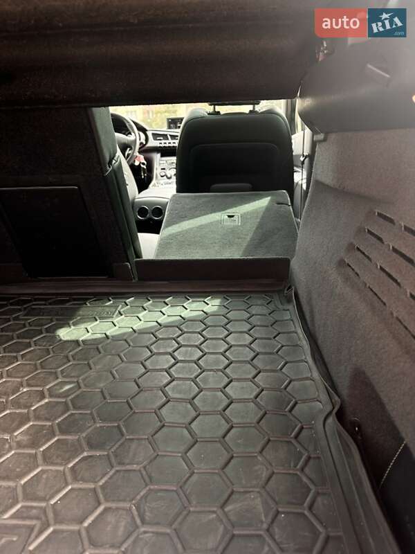 Позашляховик / Кросовер Peugeot 3008 2013 в Рівному