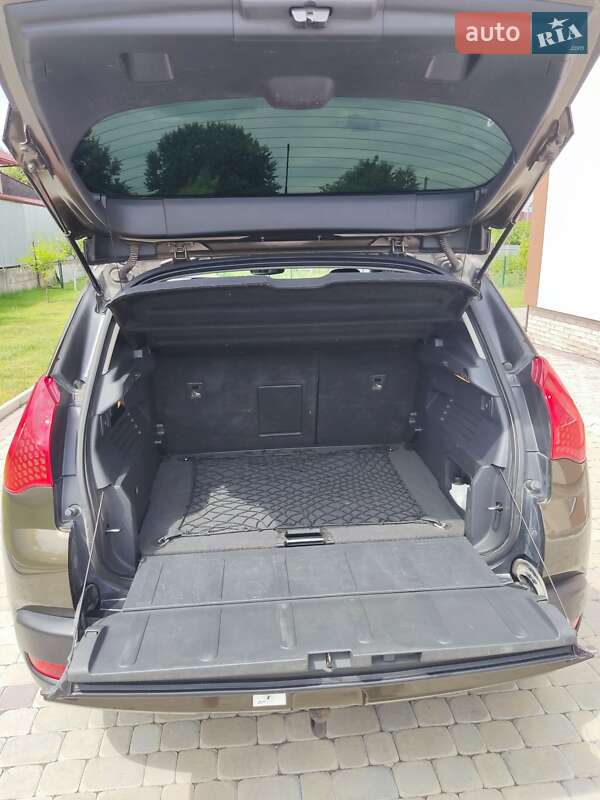 Внедорожник / Кроссовер Peugeot 3008 2010 в Тернополе