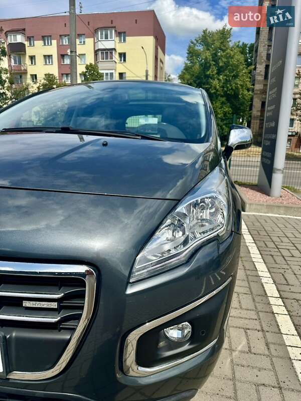 Позашляховик / Кросовер Peugeot 3008 2013 в Рівному