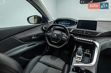 Внедорожник / Кроссовер Peugeot 3008 2019 в 