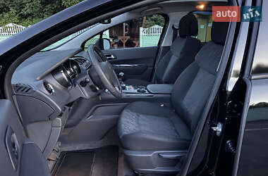 Позашляховик / Кросовер Peugeot 3008 2012 в 