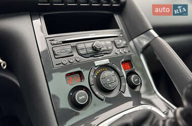 Позашляховик / Кросовер Peugeot 3008 2012 в 