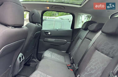 Позашляховик / Кросовер Peugeot 3008 2012 в 