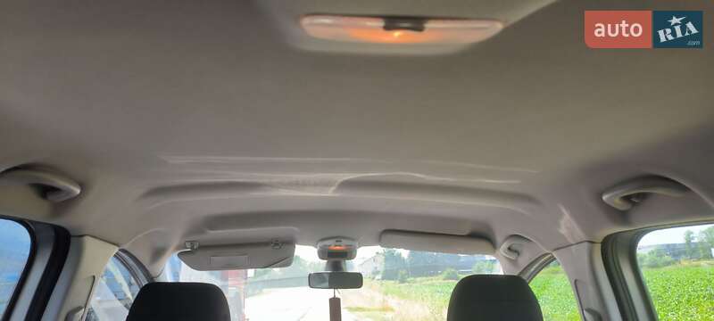 Позашляховик / Кросовер Peugeot 3008 2011 в Львові