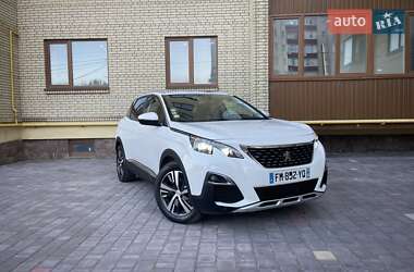 Внедорожник / Кроссовер Peugeot 3008 2020 в 