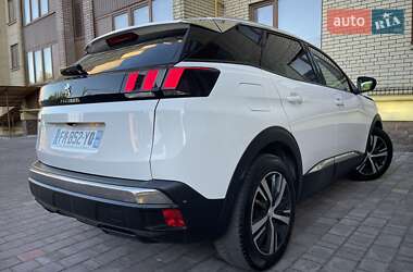 Внедорожник / Кроссовер Peugeot 3008 2020 в 