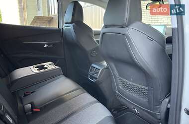 Внедорожник / Кроссовер Peugeot 3008 2020 в 